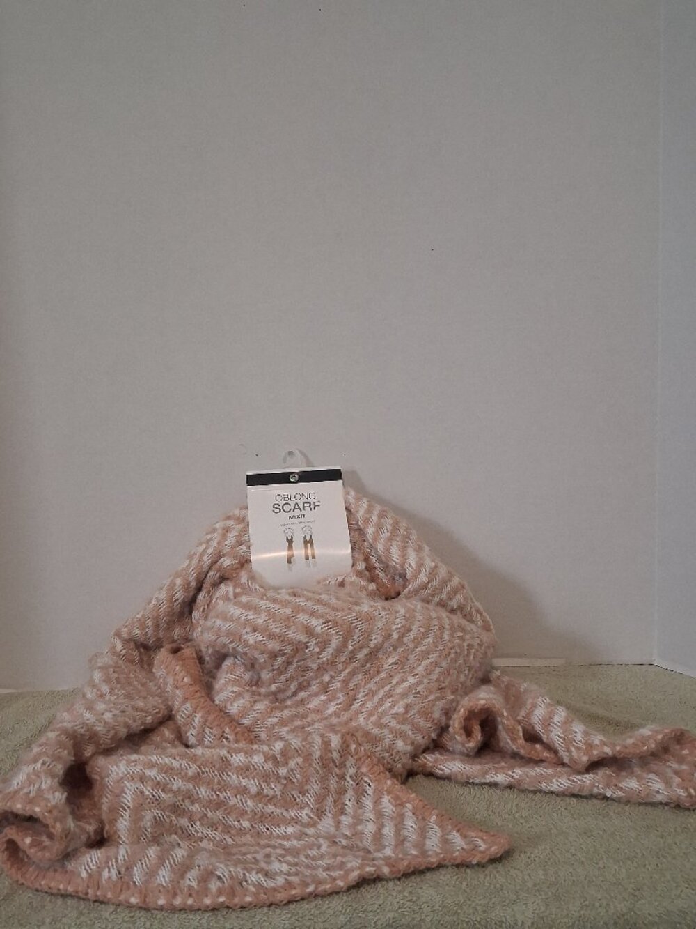 NWT MIXIT WOMENS IVORY PECAN PRALINE SCARF OBLONG ONE SIZE MULTIPLE FUNCTION